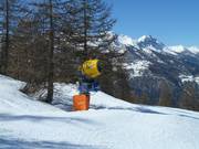 Festinstallierte Kanone in Sauze d'Oulx