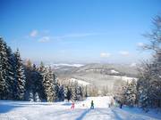 Skifahren in herrlicher Landschaft