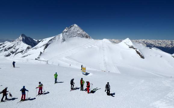 Gletscherskigebiet in den Zillertaler Alpen