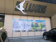 Informationstafel an der Talstation Ladurns