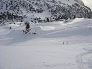 Anfängergelände in der Nähe der Bergstation Rofanseilbahn am Wasserboden-Skihaserllift