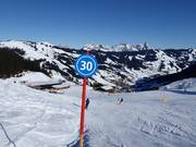 Pistenmarkierung blau