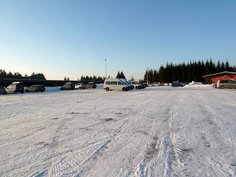 Westerzgebirge: Anfahrt in Skigebiete und Parken an Skigebieten – Anfahrt, Parken Schöneck (Skiwelt)