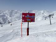 Pistenausschilderung im Skigebiet