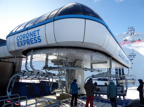 Coronet Express - Kombibahn mit 6er Sessel und 8er Gondel