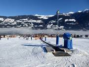 Tipp für die Kleinen  - Kinderskiwiese der Spieljochbahnen im Tal in Fügen