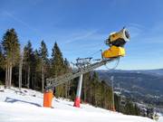 Leistungsfähige Schneekanone am Arber