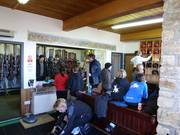 Der Skiverleih des Pendle Ski Club