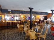 Die Bar in der Bear Mountain Lodge