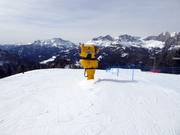 Leistungsfähige Schneekanone am Buffaure