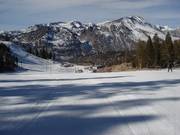 Perfekte Pistenpräparierung im Skigebiet June Mountain