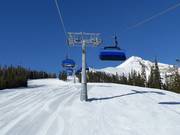 Swift Current - 6er Hochgeschwindigkeits-Sesselbahn (kuppelbar) mit Abdeckhauben und Sitzheizung