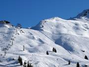 Blick auf die schwere Piste an der Sesselbahn Nova