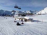 Anfängerpiste und Überdachtes Förderband Viderböden auf der Idalp