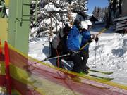 Aufmerksames Personal am Idealhanglift