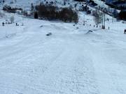 Kinderfunpark mit Boxen im Tal bei den Anfängerliften