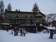 Base Lodge an der Talstation