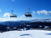 Sessellift Lachtal - 6er Hochgeschwindigkeits-Sesselbahn (kuppelbar) mit Abdeckhauben und Sitzheizung