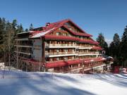 Club Hotel Yanakiev direkt an der Piste