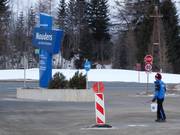 Regelmäßige Parkplatzreinigung