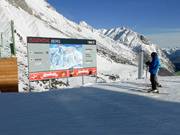 Informationstafel im Skigebiet