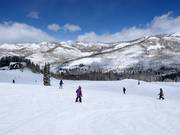 Leichte Piste an der Sesselbahn Moonbeam Express