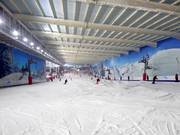 Blick auf die Hauptpiste von der Bergstation