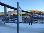 Bushaltestelle direkt an der Talstation der Bergeralmbahn