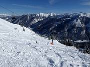 Schwarze Buckelpiste