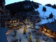 Die Zephyr Mountain Lodge direkt an den Pisten