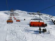 Zirbenbahn - 6er Hochgeschwindigkeits-Sesselbahn (kuppelbar) mit Abdeckhauben und Sitzheizung