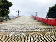 Schwarze Piste von unten gesehen