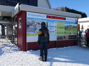 Informationstafel an der Talstation