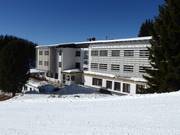 Hotel Alpenrose mitten im Skigebiet direkt an der Piste