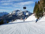 Mittelschwere FIS-Abfahrt