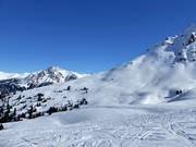 Blick auf die Hänge an der Rojenbahn