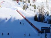 Kinderland mit Förderband