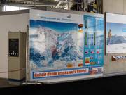 Moderne Infotafel mit Statusanzeige