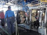 An der Gondelbahn zeigt man immer Präsenz