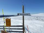 Pistenausschilderung im Skigebiet Dundret Lapland