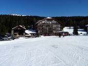 Am Kreuzbergpass kann man direkt an Pisten nächtigen