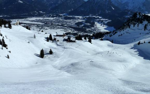 Bestes Skigebiet in der Naturparkregion Reutte – Testbericht Hahnenkamm – Höfen/Reutte