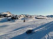 Leichte Piste auf dem Hochplateau von Alta Badia