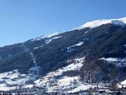 Blick von Bramberg zum Skigebiet Wildkogel