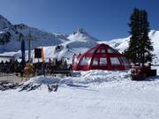 Wunderbar an der Piste Hahnenmoos-Geils