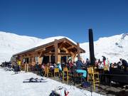 Tout Poudre Cantine Locale - Bar Restaurant d'altitude (La Rosière)