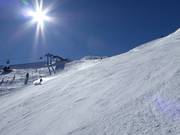 Sehr gute Pistenpräparierung am Steilhang