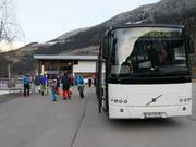 Skibushaltestelle direkt bei der Talstation in Oetz