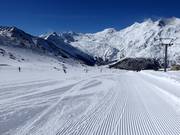 Präparierte Piste im Skigebiet Hohsaas