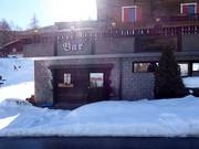 Après-Ski-Bar Stadol im Bärghüsli an der Talstation Moosalp-Express
